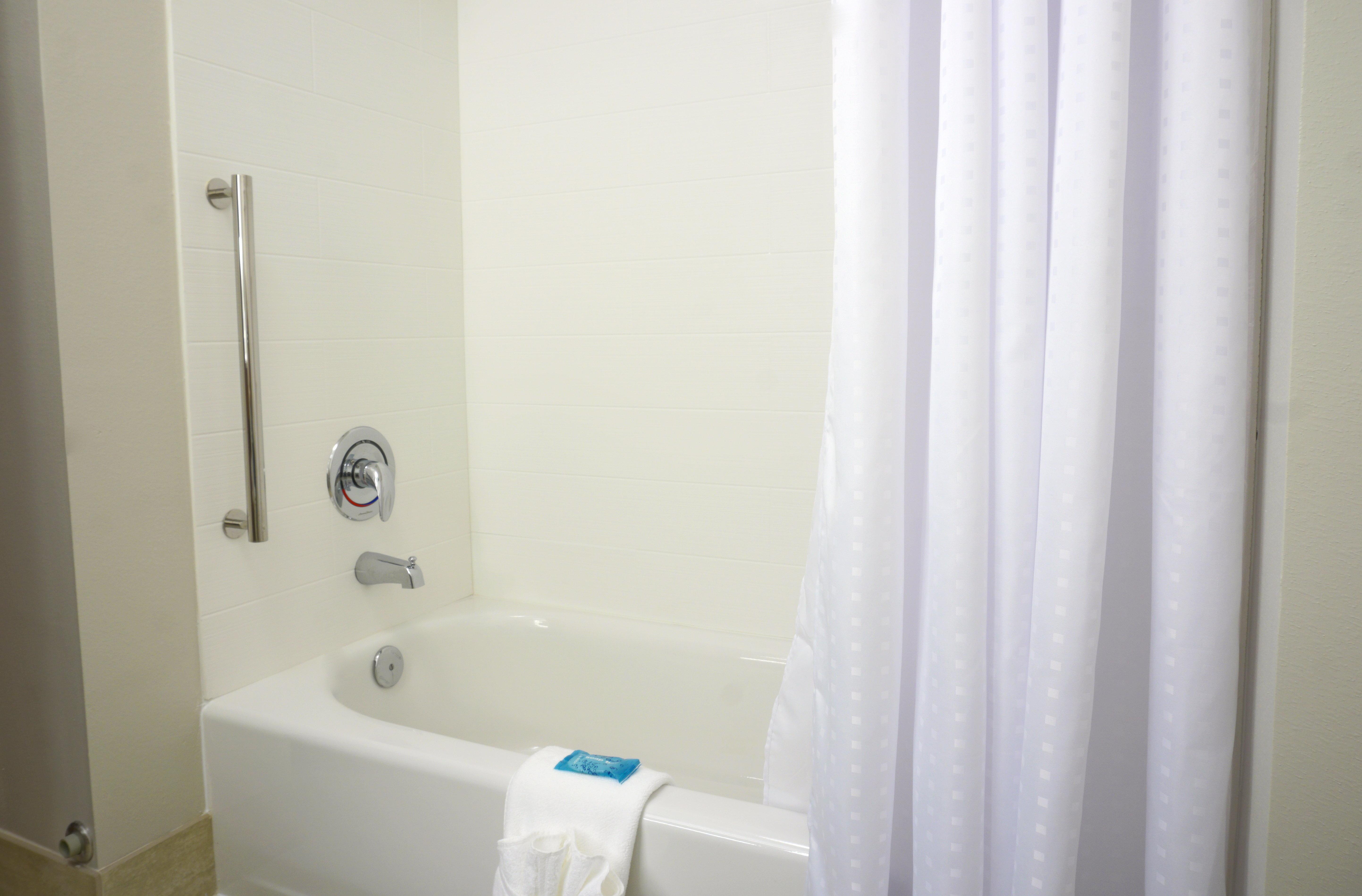 Holiday Inn Express & Suites Omaha - Millard Area By Ihg Exterior foto